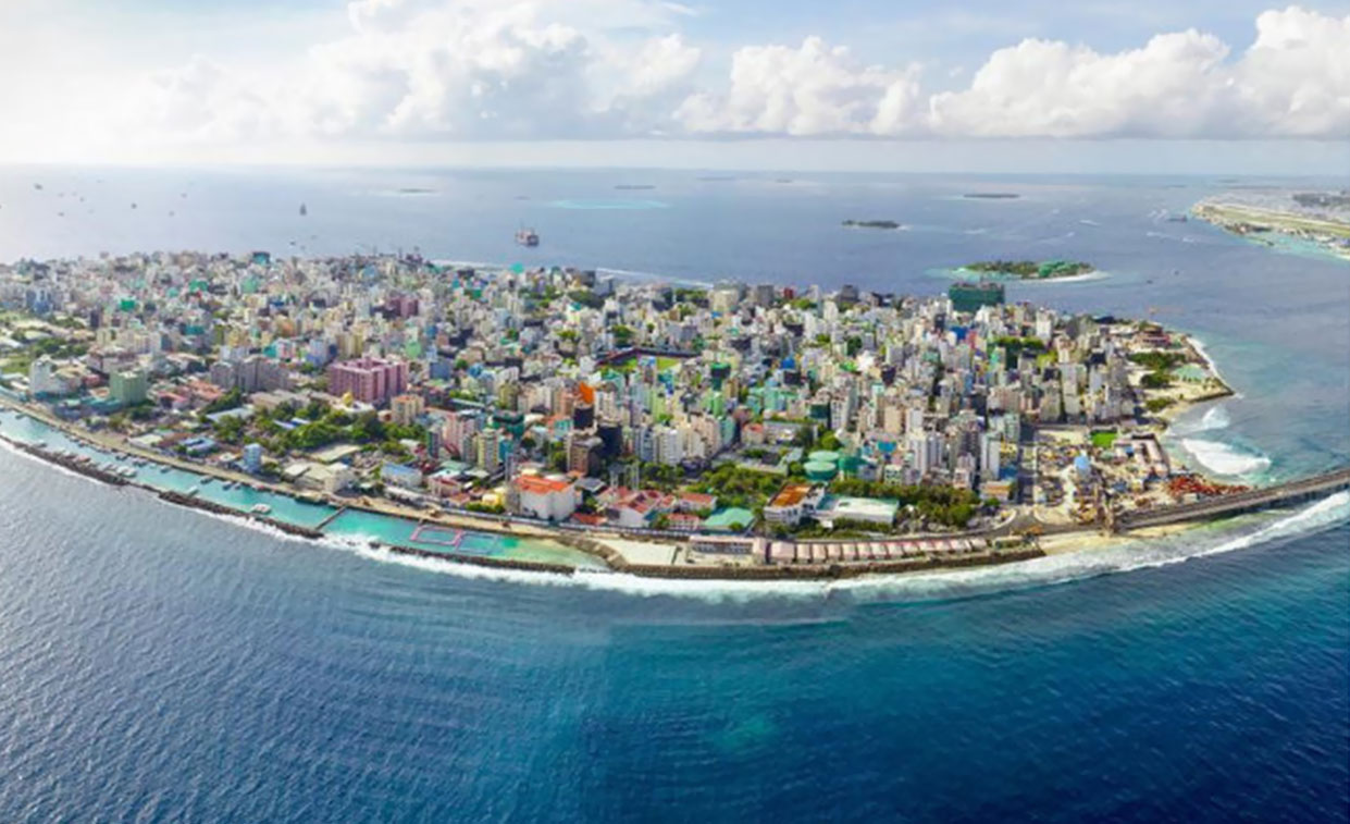 Shantui Janeoo for construction of China-Maldives Friendship Bridge 