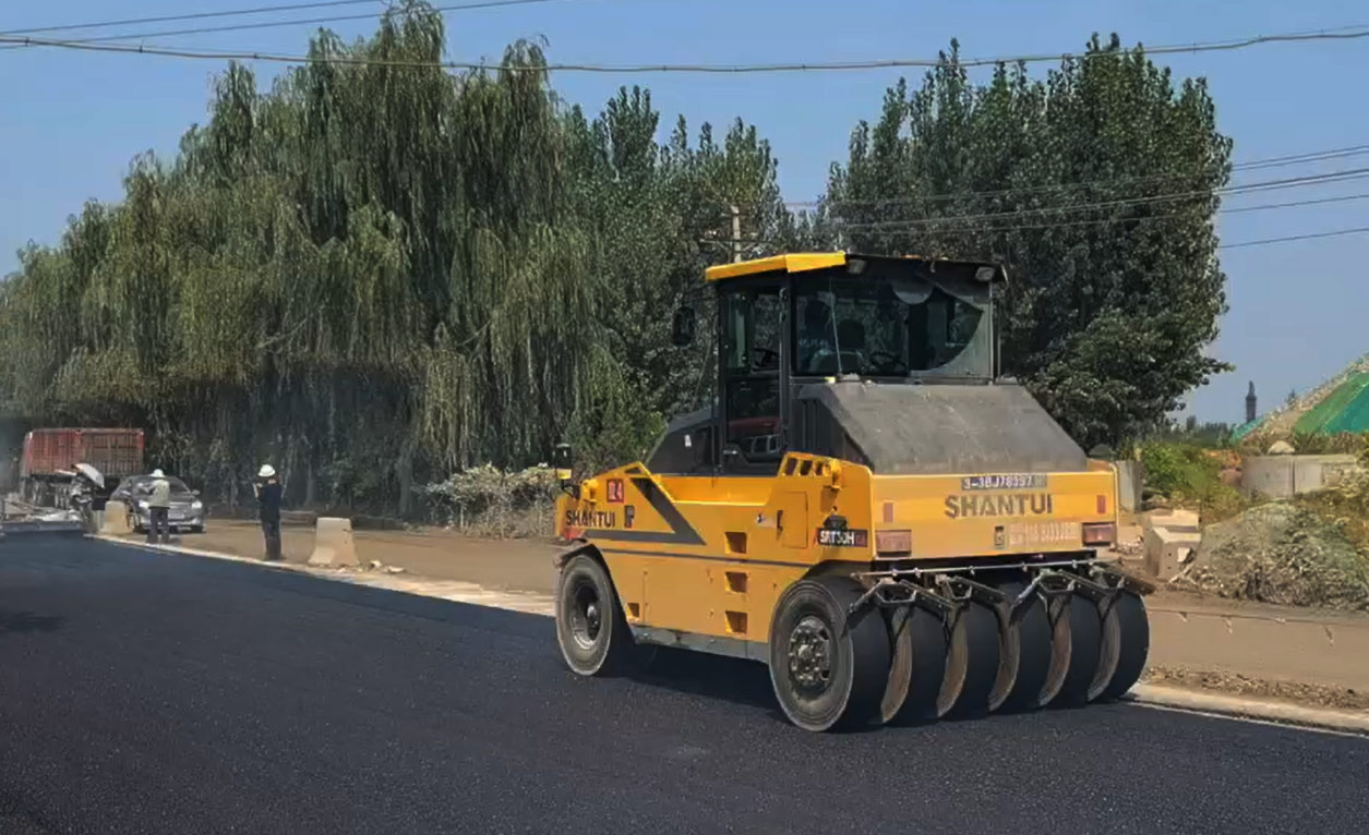 SRT26H-C6 Rubber Wheel Roller for Asphalt Pavement Compaction in Mexico
