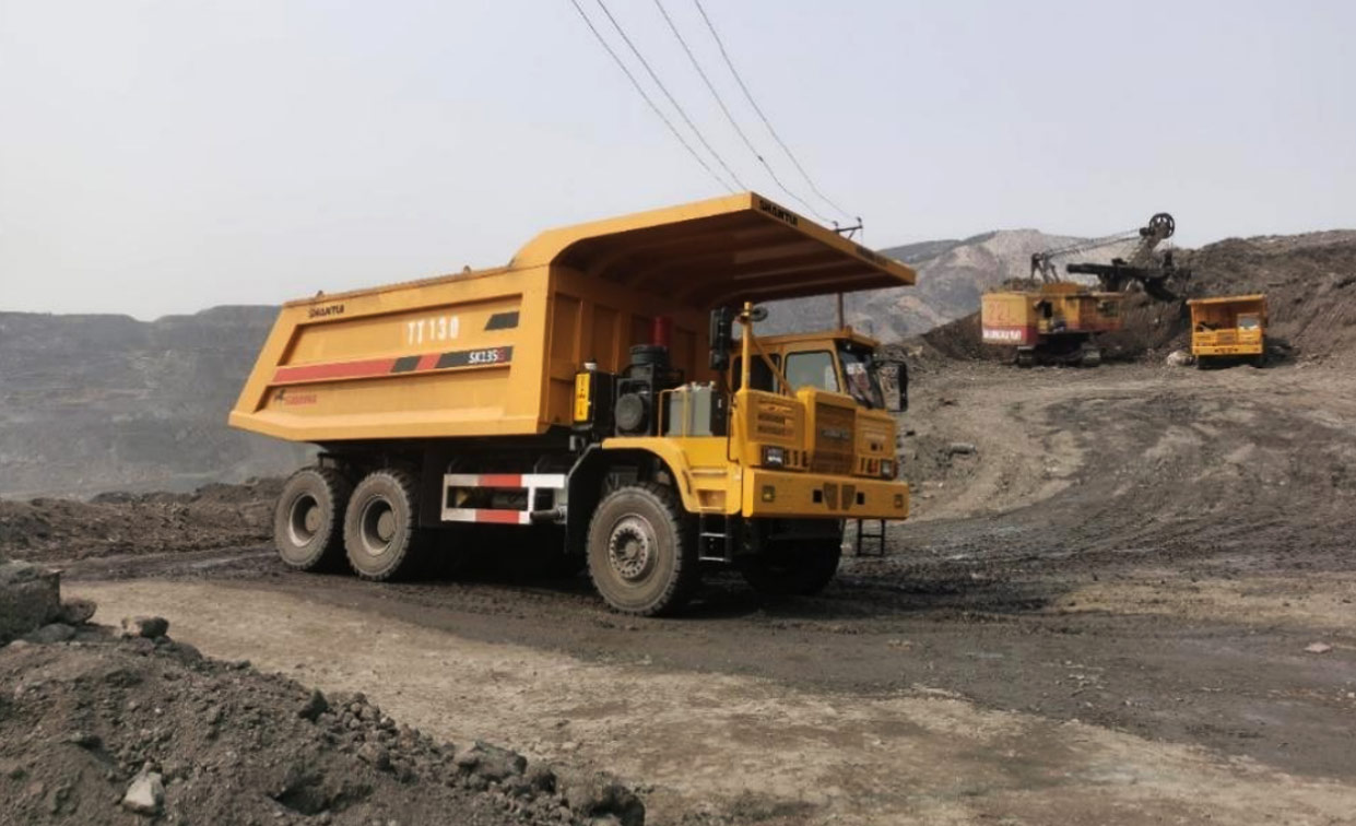 Shantui SK135-G mining truck in Vietnam